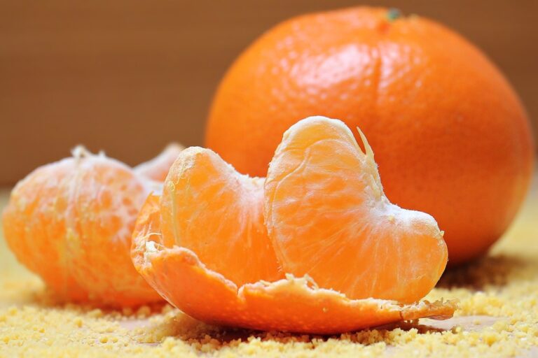 ▲如何能吃到水分飽滿又甘甜的橘子，內行人分享挑選時的「4大關鍵」。（圖／取自pixabay）