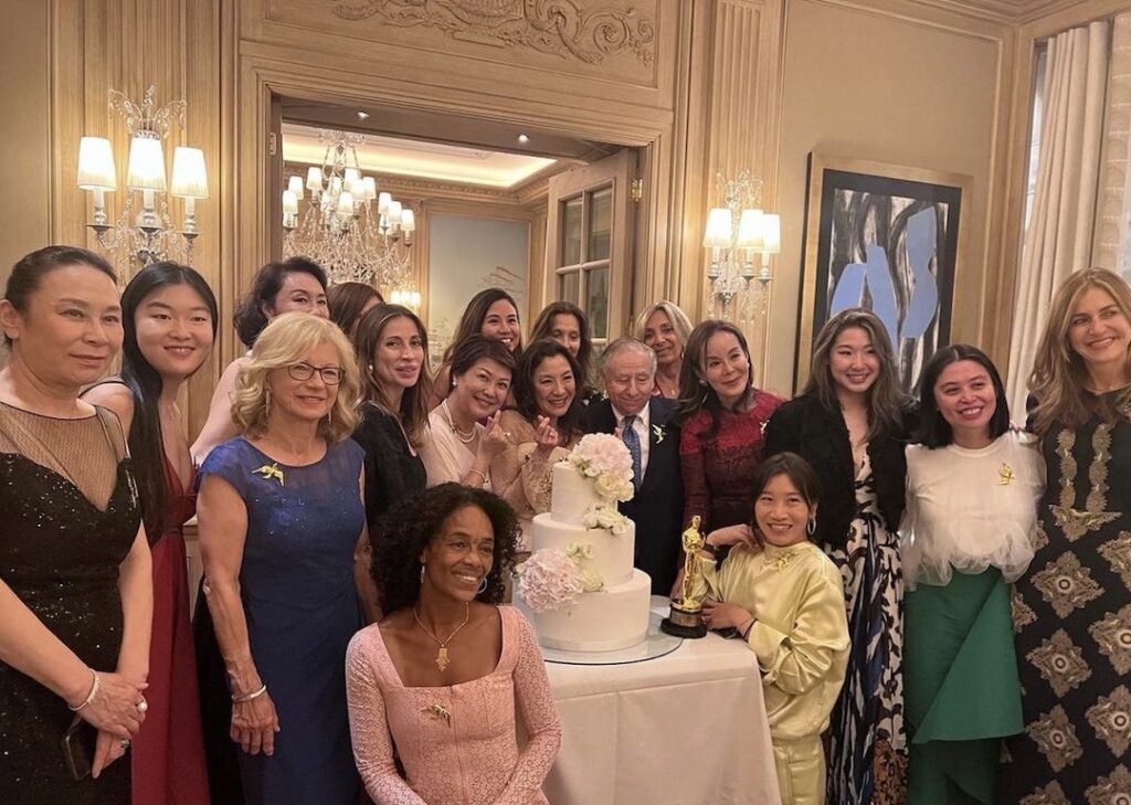 楊紫瓊與相戀 19 年的男友尚陶德在日內瓦結婚