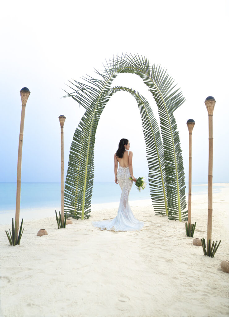 印尼小島婚禮擁有恬靜海灘。 ( 圖/ Bawah Reserve）
