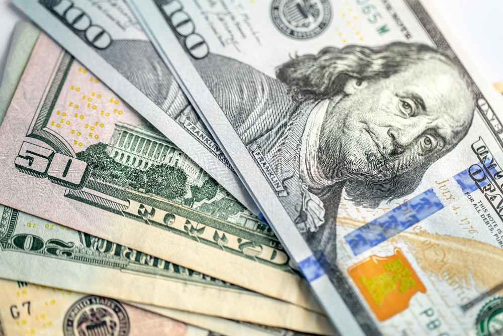 美元是目前世界上流通性最高的貨幣。（圖片來源：Freepik）