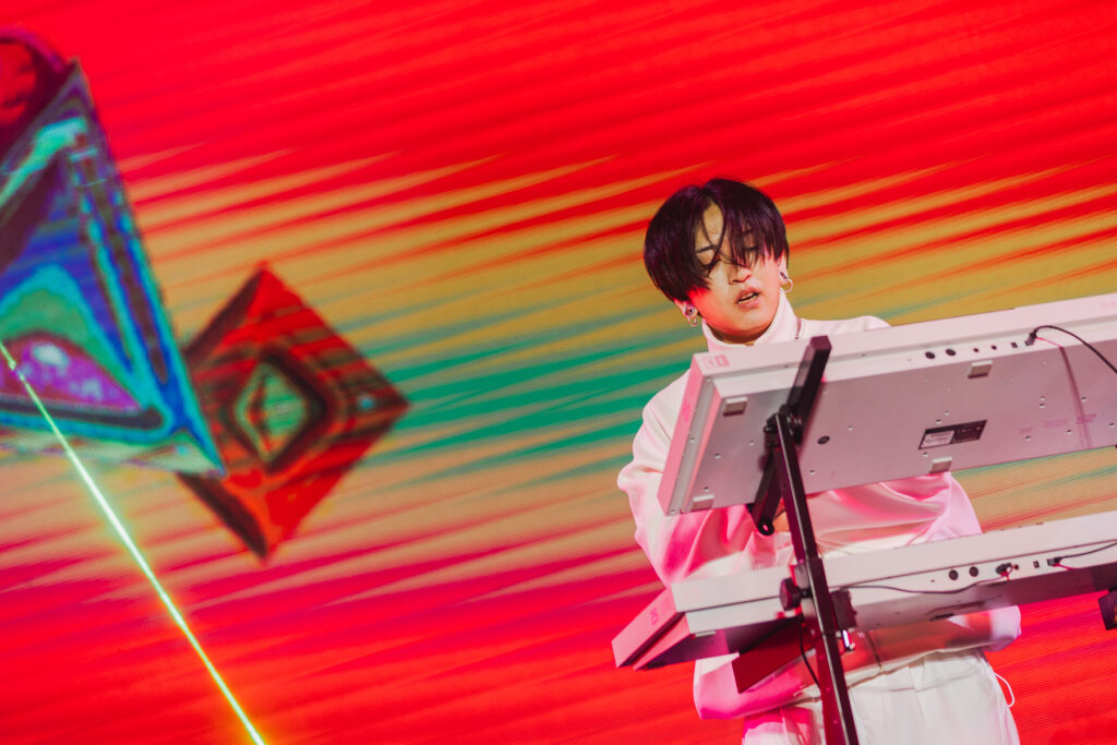 YOASOBI的Ayase是歌曲主要創作者。（圖片來源：Simple Life 提供）