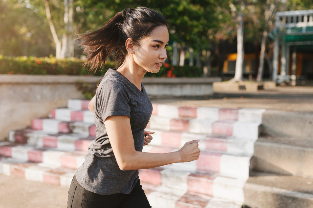 運動可以增加身體素質，保持身心處於良好狀態。（圖片來源：Freepik）