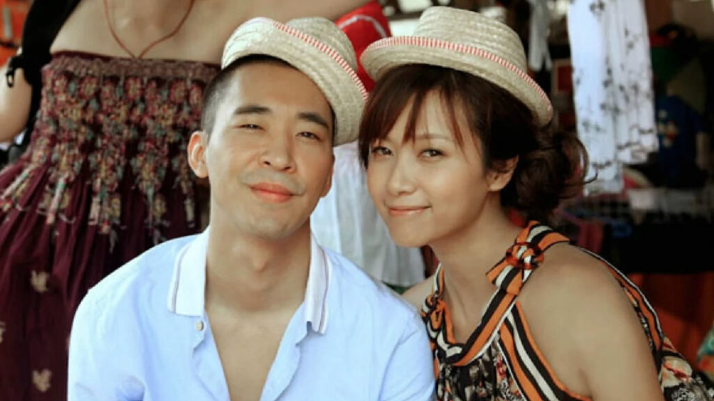 不結婚又怎樣？黃立行、徐靜蕾相戀15年。（圖片來源：Weibo）