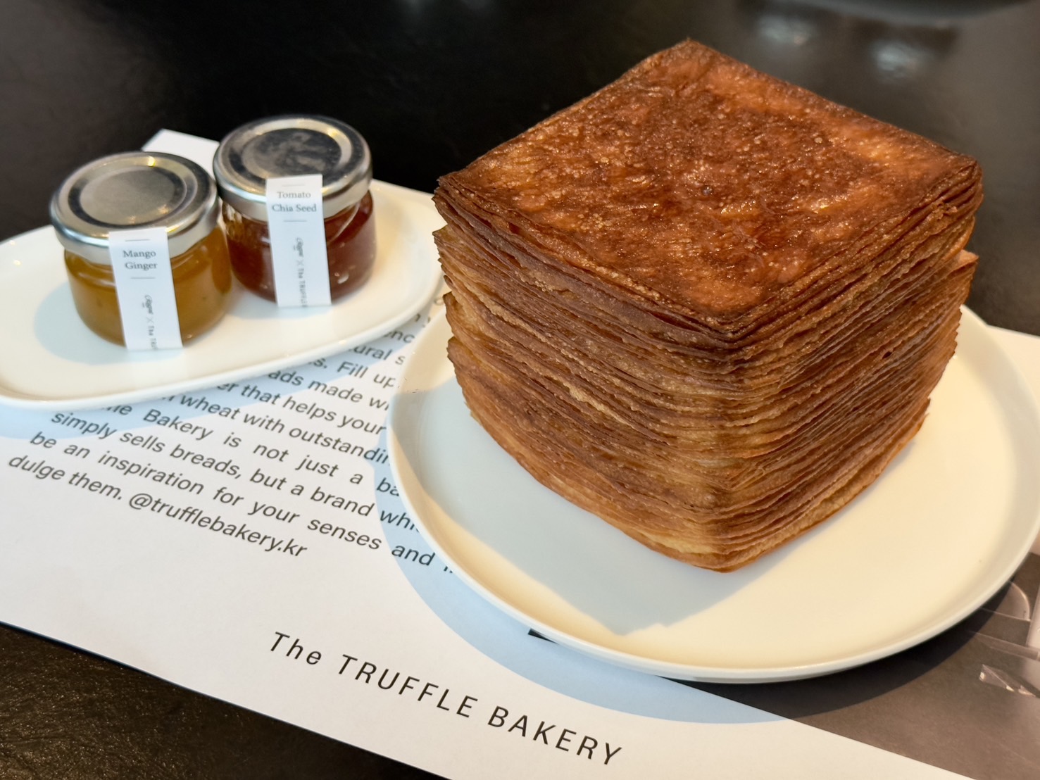 韓國人氣「紙巾吐司」快閃台灣 30 天，薄如紙的口感，香酥內軟（圖：彭郁庭 拍攝）