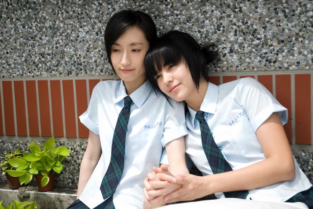 張榕容、柯佳嬿《渺渺》劇照。（圖片來源：IMDb）