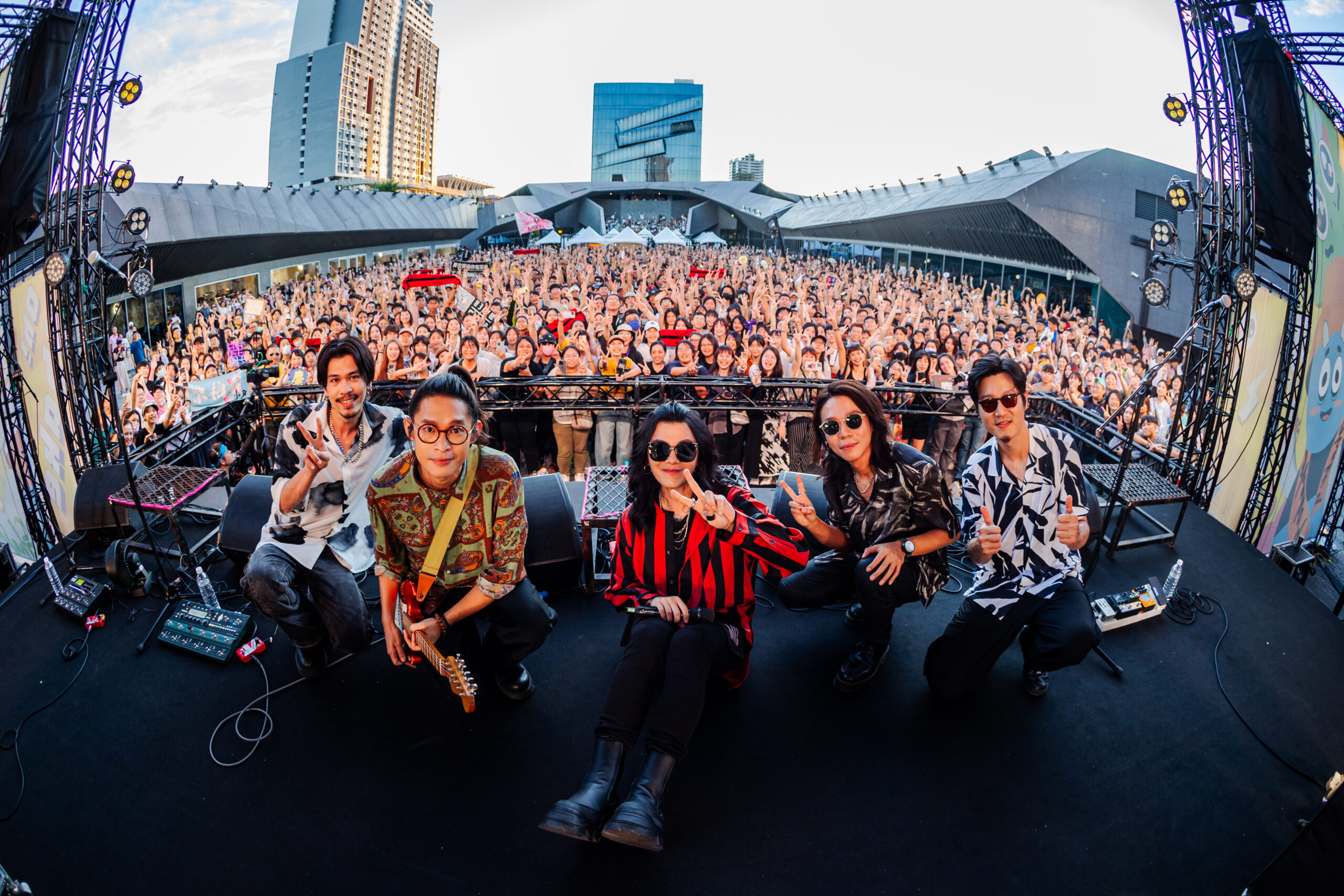 臺北流行音樂中心「喔北搖音樂節」週末在戶外廣場展開。（圖／臺北流行音樂中心提供)