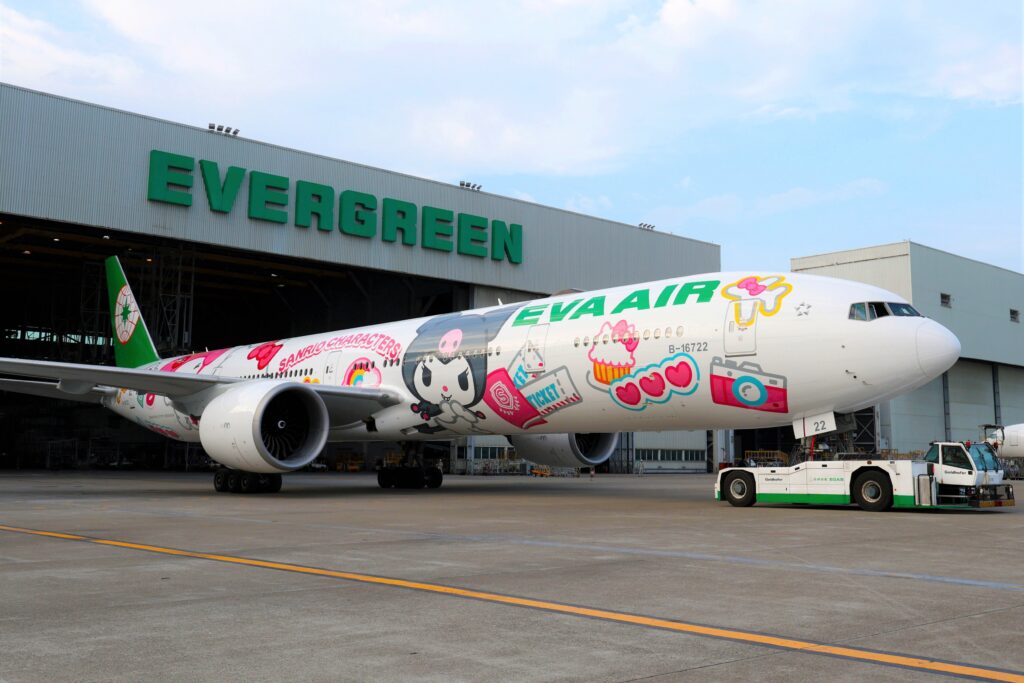 長榮航空Hello Kitty彩繪機。（圖／長榮航空提供）