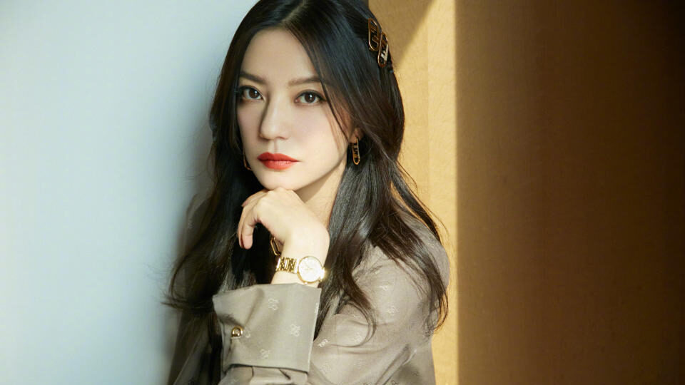 對於瓊瑤離世噩耗，趙薇在微博發聲了。（圖／微博）