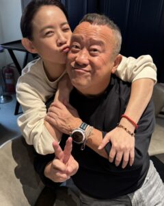 曾寶儀和曾志偉。（圖／臉書）