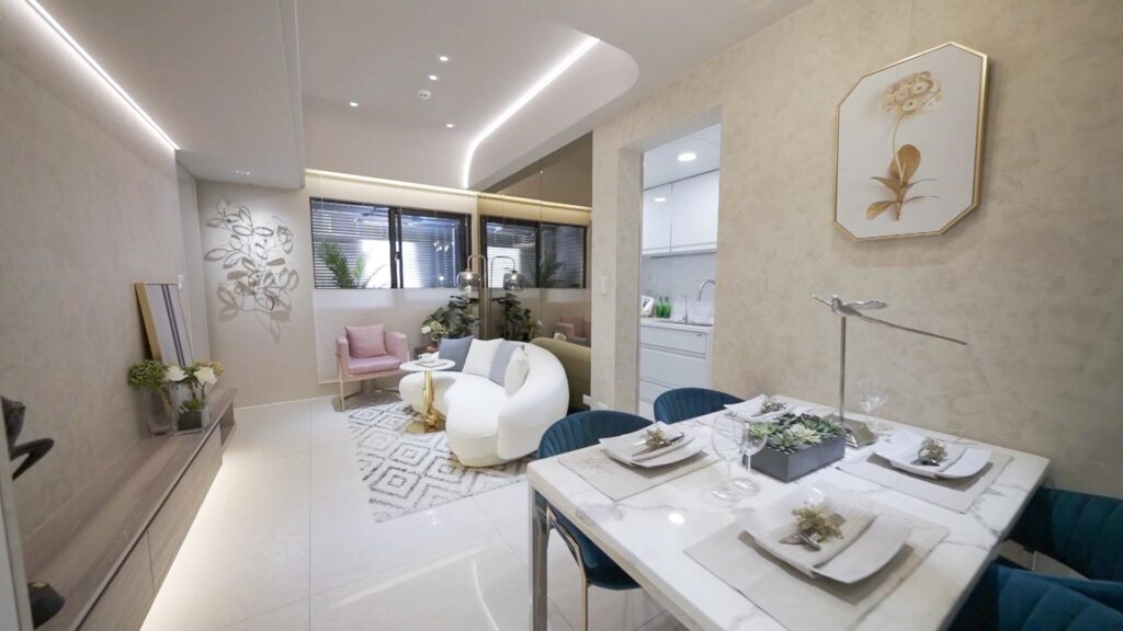 「向陽上冠」戶型設計26至47坪，提供二至四房選擇，二房格局設計多元，最小26坪採川字型配置，並擁獨立廚房。(圖/土地婆麗娜提供)