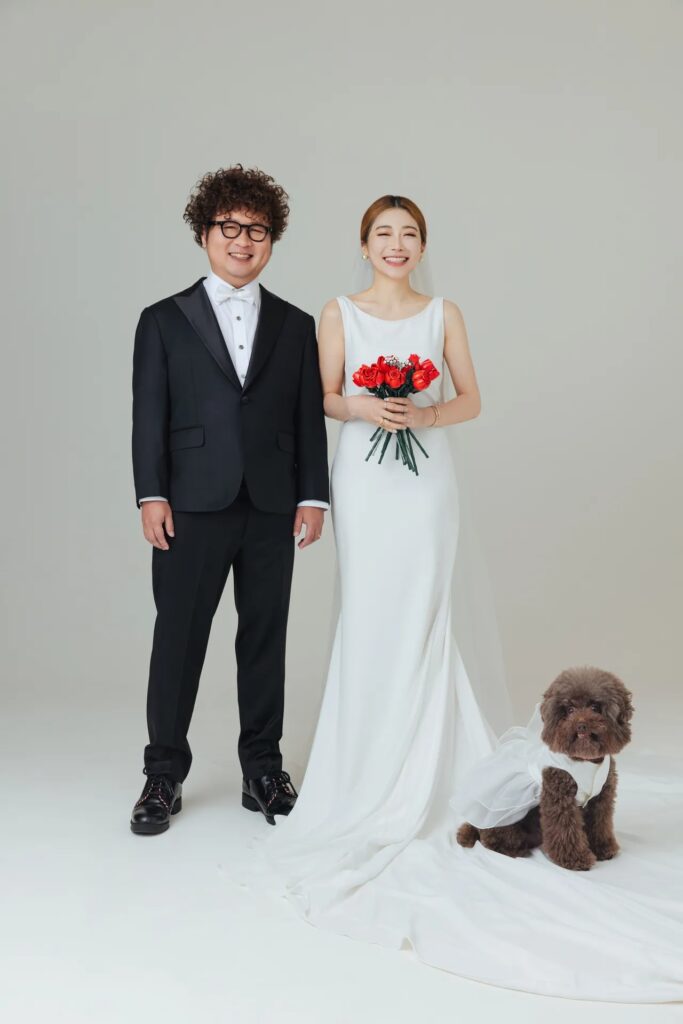 納豆和依依的感情也得到愛犬祝福。 （圖／經紀公司提供）