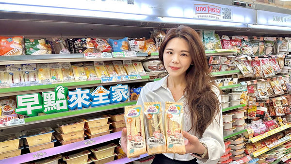 「全家」瞄準學生族群與上班族推出一系列早餐新品，首推與「沈早俱樂部」聯名的新品三明治，搭配指定飲料只需59元。（圖：全家）