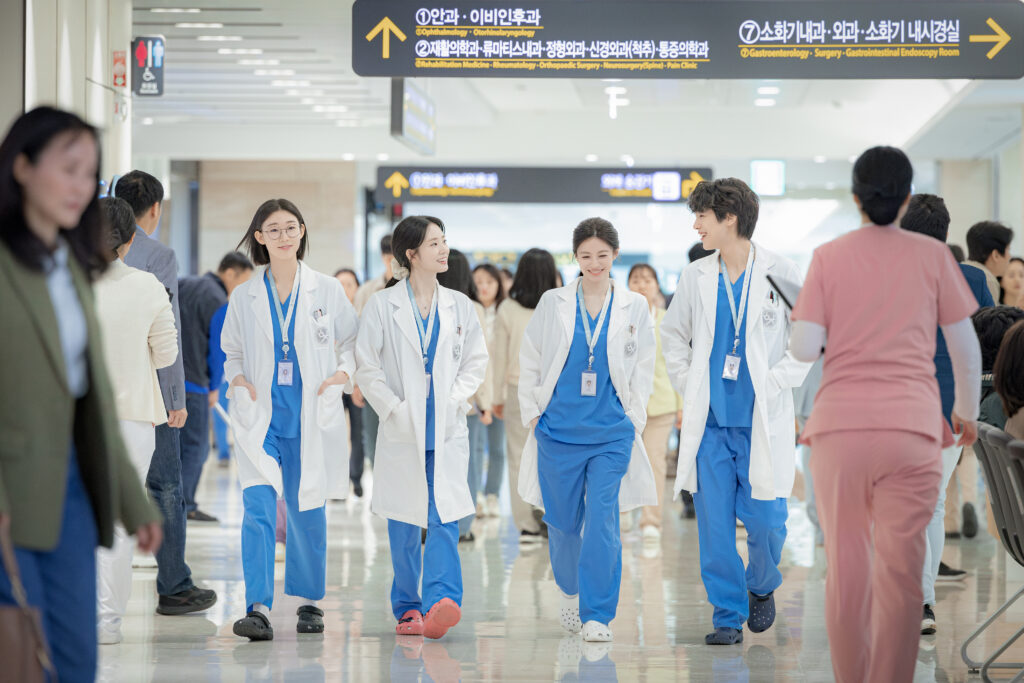 《機智住院醫生生活》。（圖／Netflix提供）