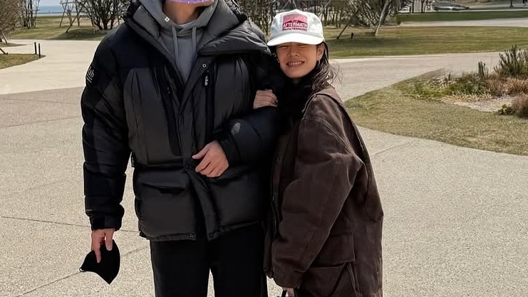 孫藝珍罕見放閃。（圖片來源：孫藝珍IG yejinhand）