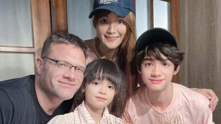 伊萊媽和老公育有1子1女。（圖片來源：臉書 Q力伊萊-Elijah Kewley 池東澤）