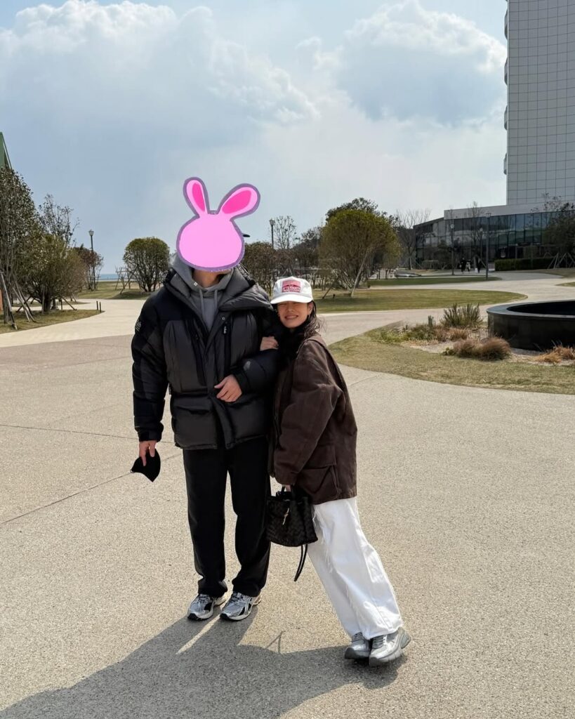 孫藝真和玄彬結婚3年依然超甜蜜。（圖片來源：孫藝真IG yejinhand）