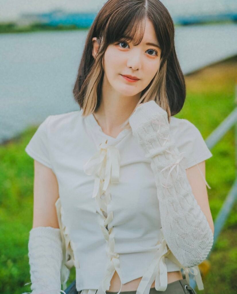 湊いおり外貌甜美、身形纖瘦。(圖片來源:X mif_iori)