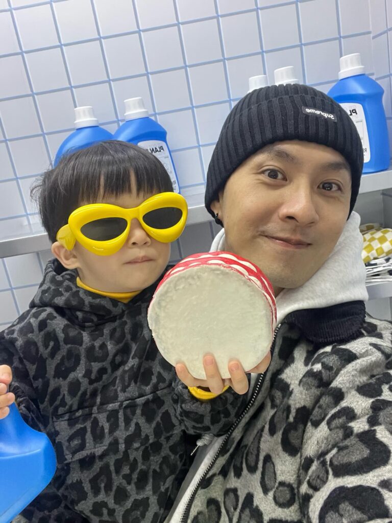 因為自己經歷過，張雁名更擔心孩子會不會也遭遇霸凌。（圖片來源：臉書 張雁名Enson）