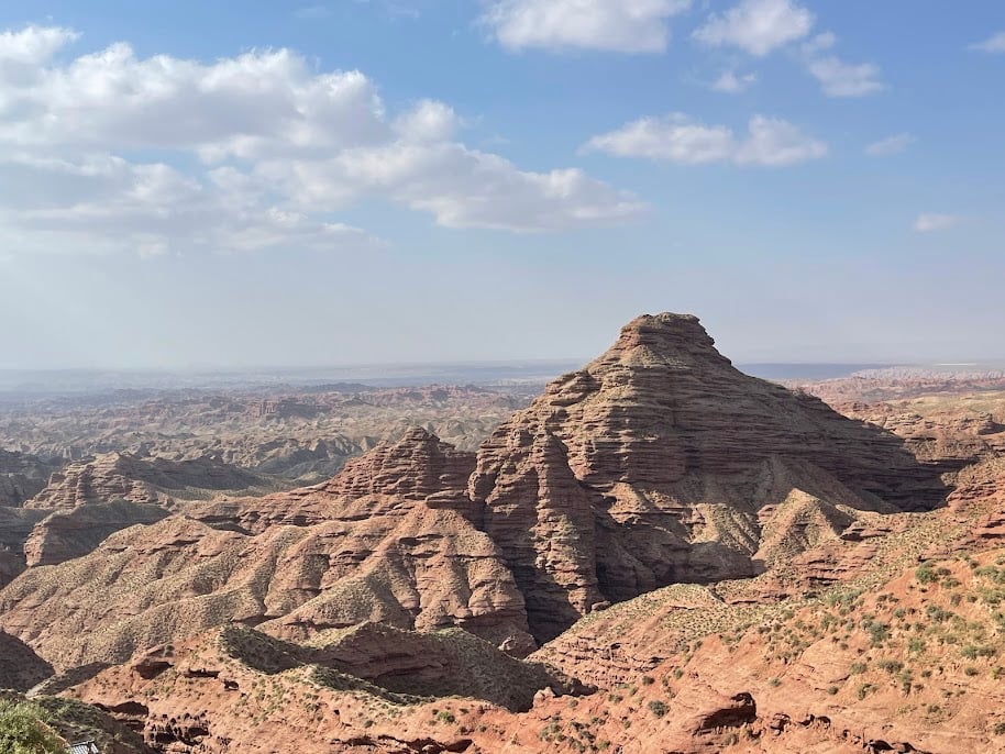 平山湖大峽谷,空中俯瞰有如美國科羅拉多大峽谷。