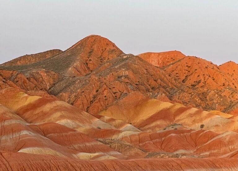 七彩丹霞的美，很難用文字說圖。眼睛是最好的解說員。