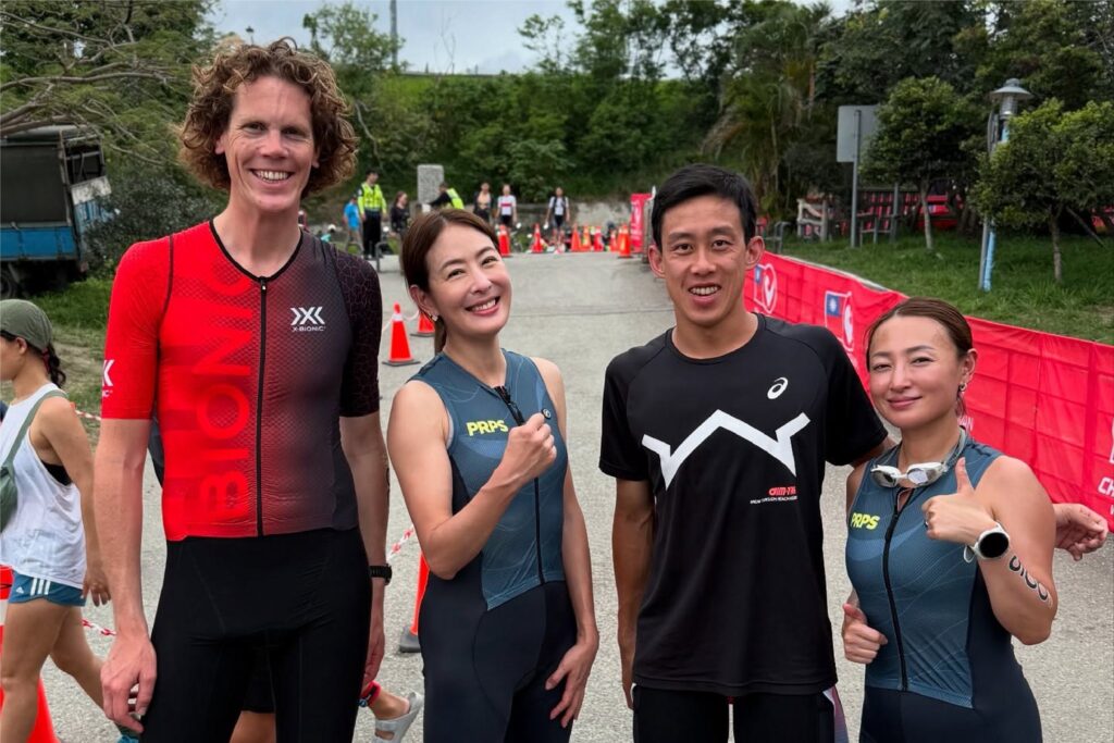 Challenge Taiwan 三鐵賽事每年都吸引上萬人朝聖，「三鐵女神」賈永婕（左二）也是愛好者之一。（圖片來源：Challenge Taiwan 粉絲頁）