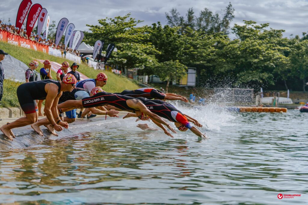 對三鐵新手而言，選錯裝備，體力消耗往往多出至少一倍以上。（圖片來源：Challenge Taiwan 粉絲頁）