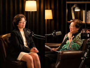 紐約州立大學生物化學博士黃嫦芬（左）於節目中指出，生醫產業具備高度專業門檻與長期投入特性，需從研發到商業化全面理解其運作邏輯。（圖／影響力教育基金會）