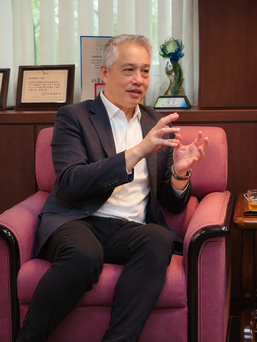 被創辦人相中做「園區e化」，意外開啟「吳國呈」數十年的觀光之路。(圖/西湖渡假村)