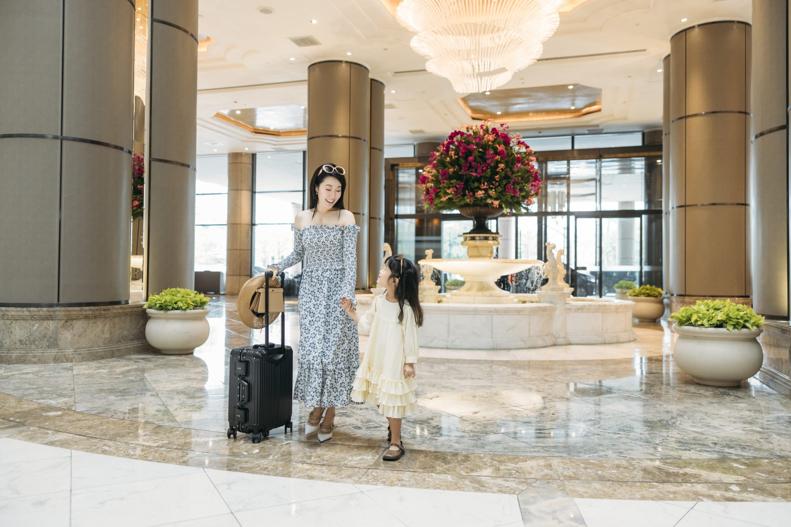 「靚夏城市之旅」暑假住房專案，打造兼具療癒與探索樂趣的都會假期。(圖/君悅酒店)