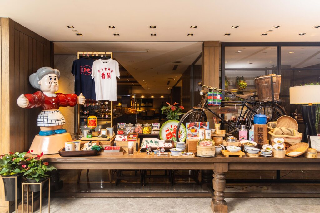 7月8日至8月30日推出「凱菲屋.呷台南」,獻上多重府城風味美食,活動期間內用餐享4人同行1人免費。(圖/台北君悅酒店提供)