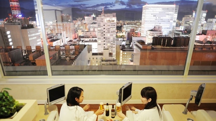 札幌蒙特利埃德爾霍夫酒店_SPA 休息室夜景(圖/樂天旅遊)