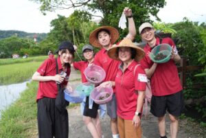 圖/此次活動讓員工在實際參與中認識東海窟的地方歷史與生活樣貌，理解人、土地與社區之間長期共生的關係。(台積電慈善基金會 提供)