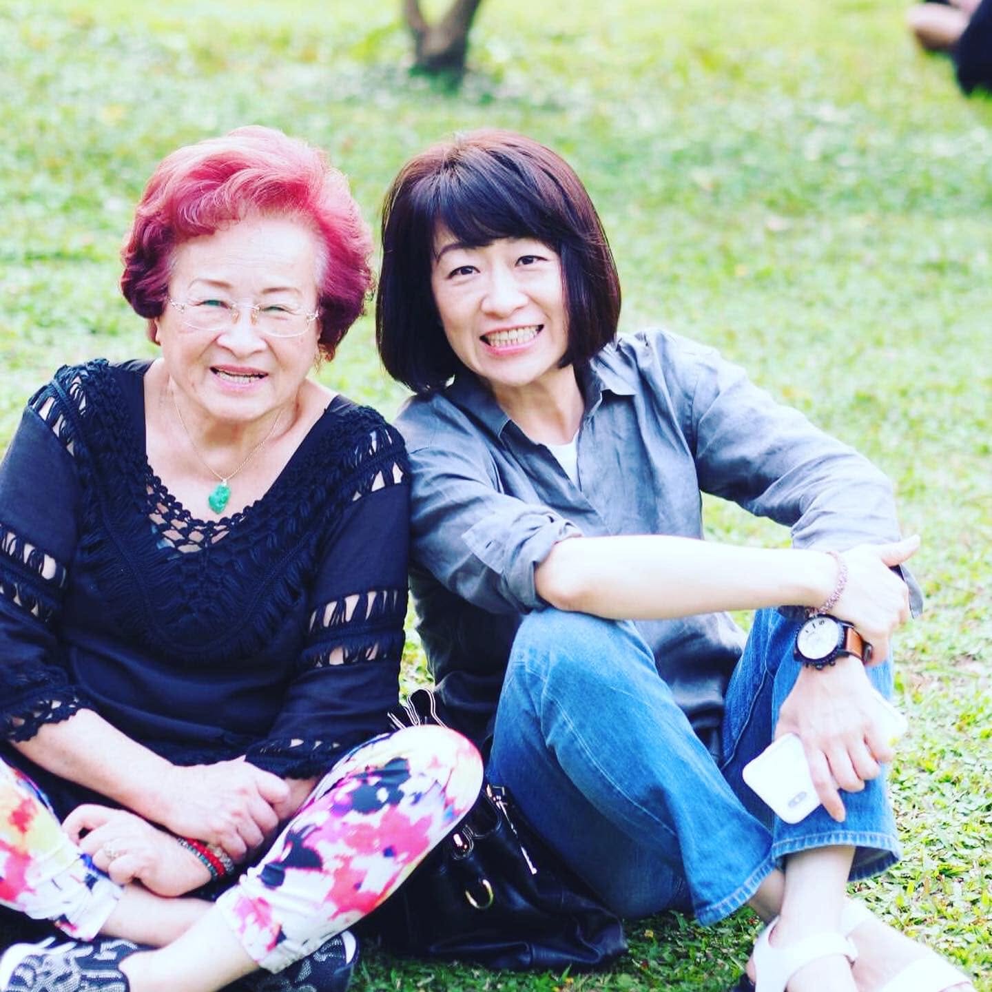 楊竫如與母親感情深厚，如今她常陪著母親四處旅行，把腳步放慢(圖/楊竫如臉書)