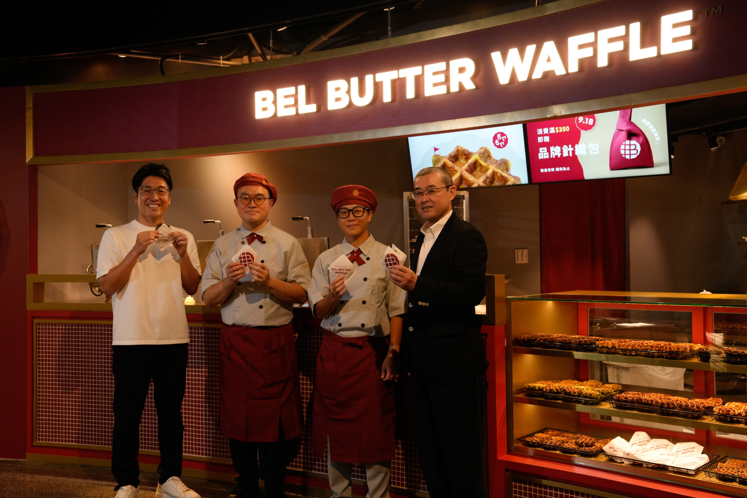 Day To Life日本社長杉內健吉、日樂芙台灣 總經理 印牧正貴 及 Bel Butter Waffle營運夥伴(圖/日樂芙台灣)