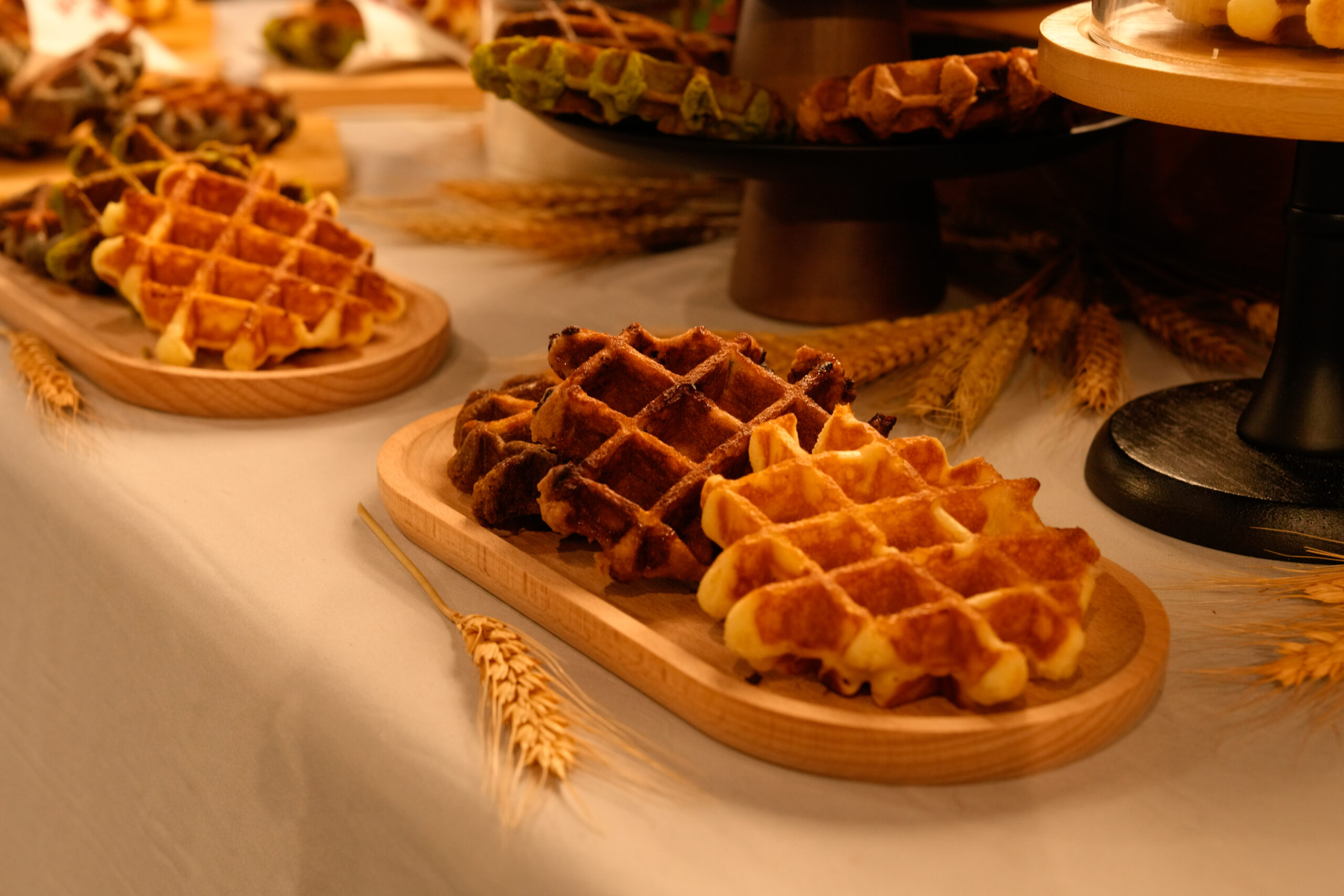 BEL BUTTER WAFFLE 經典原味與巧克力(圖/日樂芙台灣)