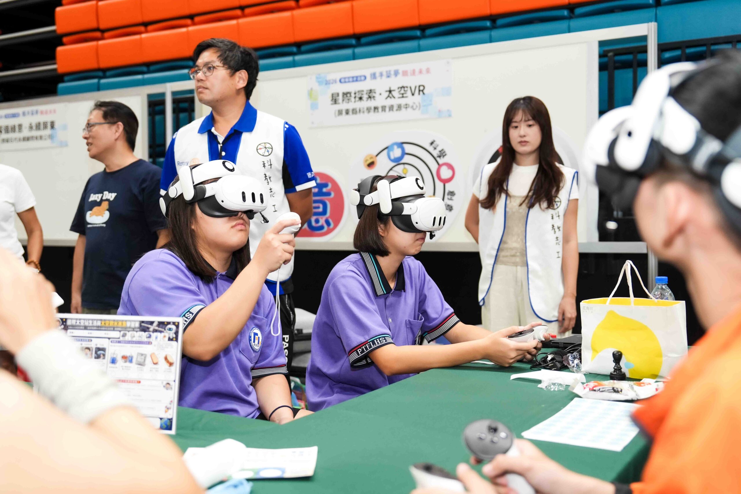 圖/「屏東未來產業體驗探索互動區」特別串聯8個未來產業與科技教育主題，規劃沉浸式實作體驗。(台積電慈善基金會 提供)