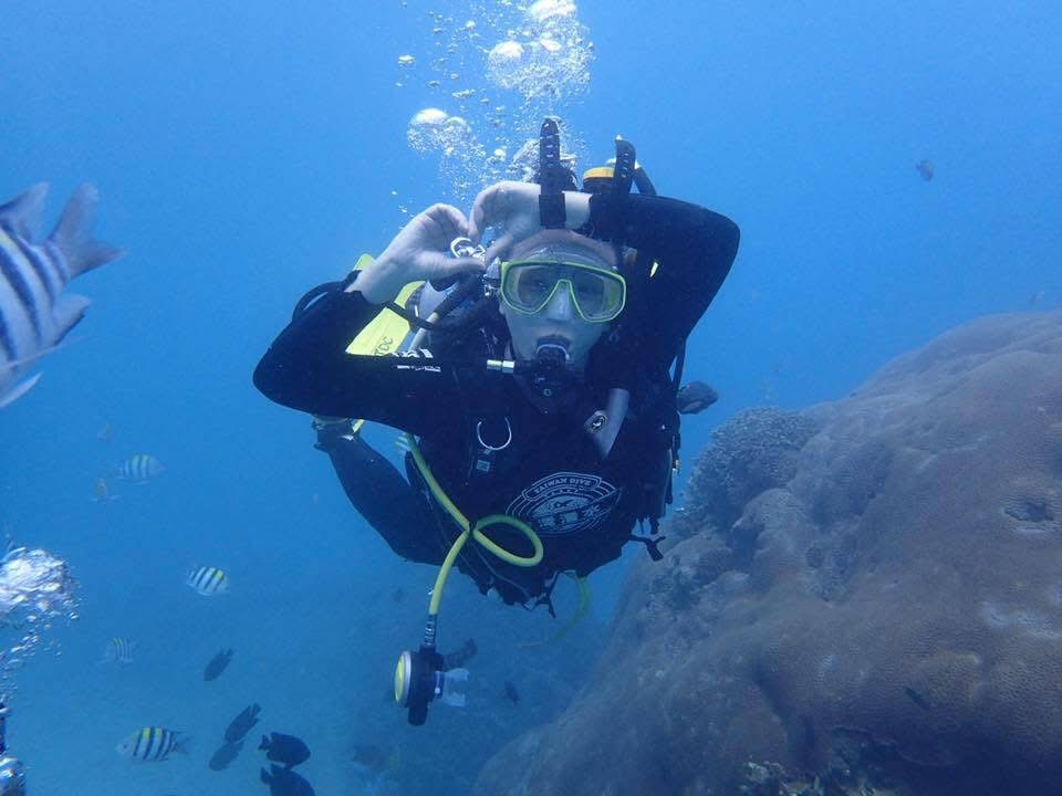 身為潛水聖地馬里亞納的台灣代表，為了跟潛水族群朋友溝通順暢，她親自學習潛水成為開放海域潛水員（圖/蔡璧如）